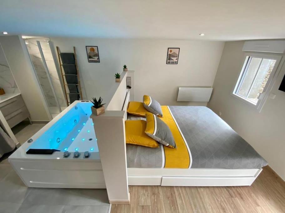 Loft Jardin Et Spa เบรสซุยร์ ภายนอก รูปภาพ